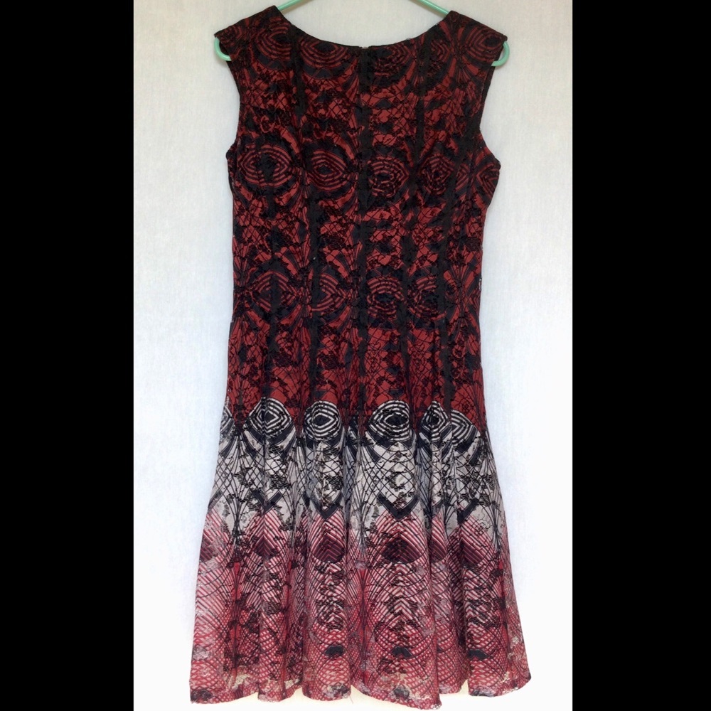 A-line dress,Graphic,lLace,Size 8,Gabby Skye,Midi